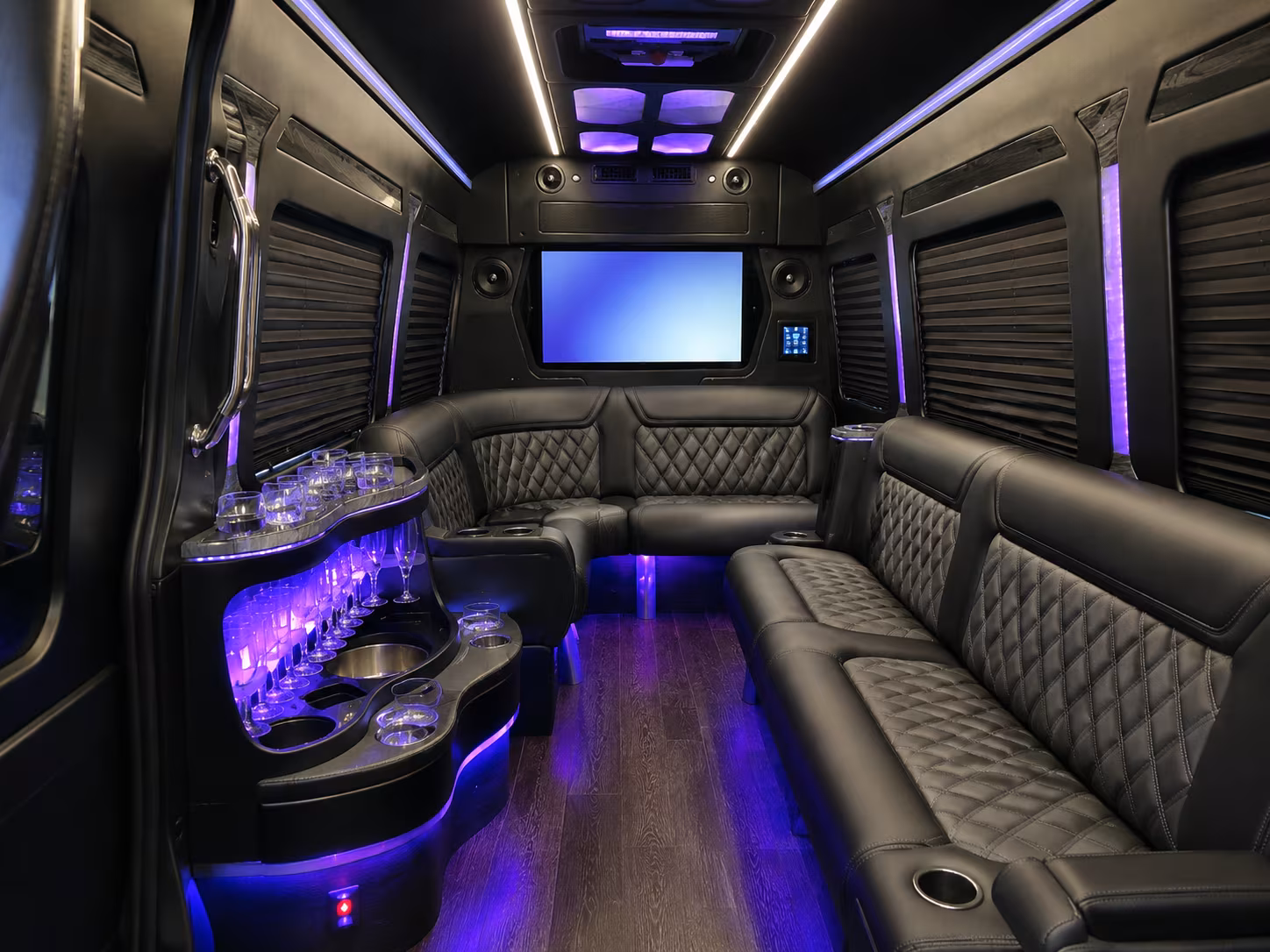 on demand airport transfers to denver international airport den