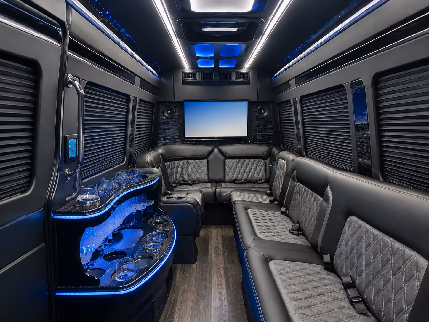 whatever your group size there s a bus in the network for parker prom